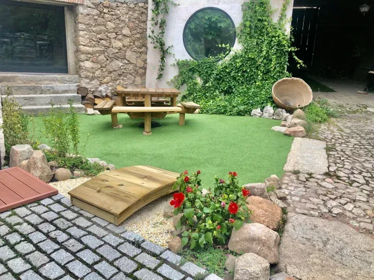 Imagen de Patio-jardín