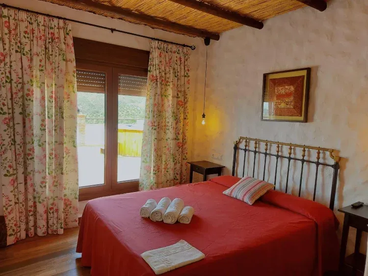 Imagen de Habitación doble con cama de matrimonio.