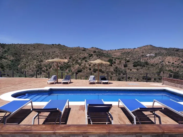 Imagen de Piscina y zona exterior