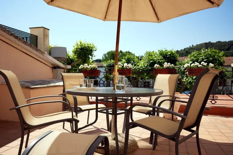 Imagen de El alojamiento cuenta con terraza, con vistas a la vía principal del pueblo