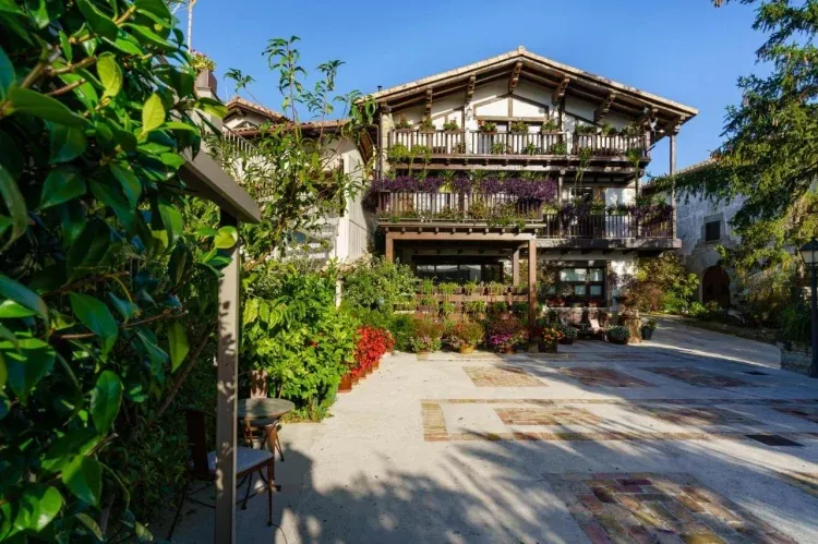 Imagen de Fachada Villa Mari