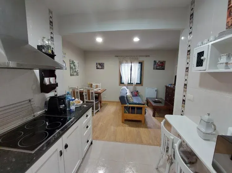 Imagen de cocina y salón comedor