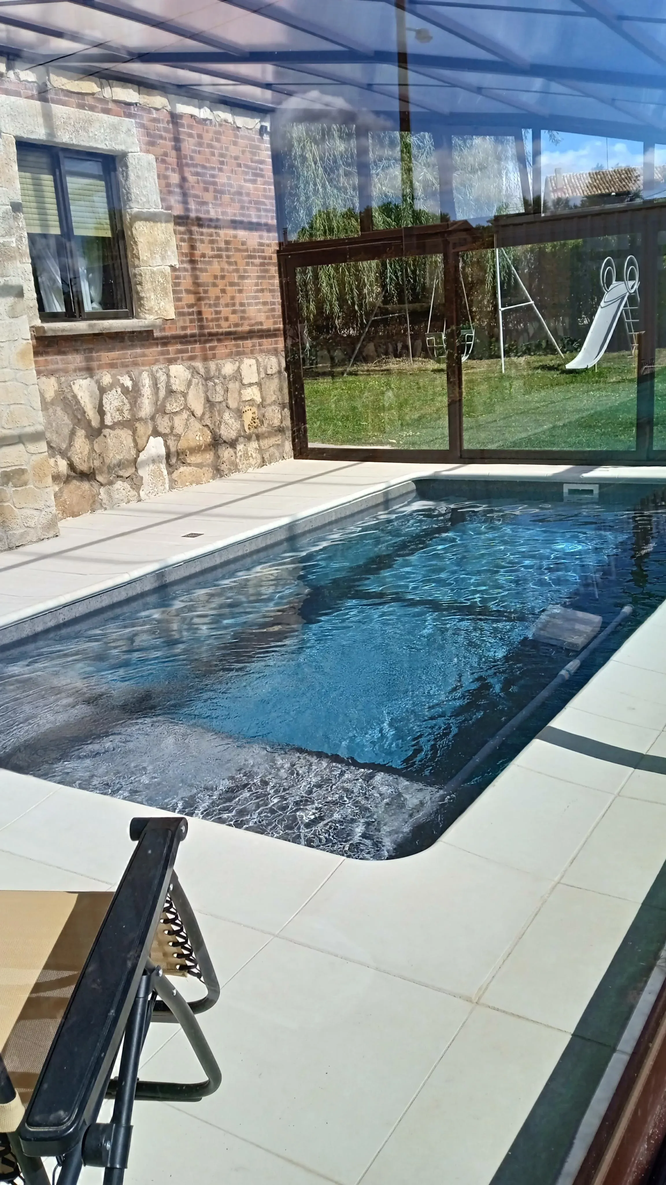 Imagen de piscina climatizada
