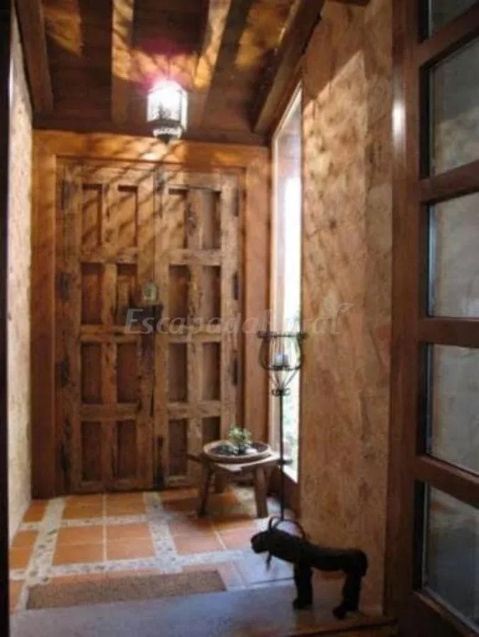 Imagen de interior puerta de entrada