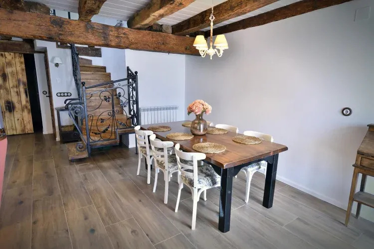 Imagen de MESA COMEDOR