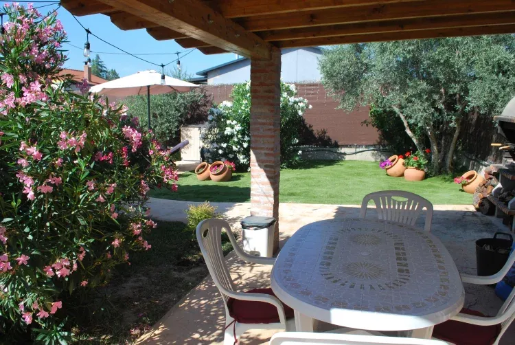 Imagen de Zona cubierta barbacoa