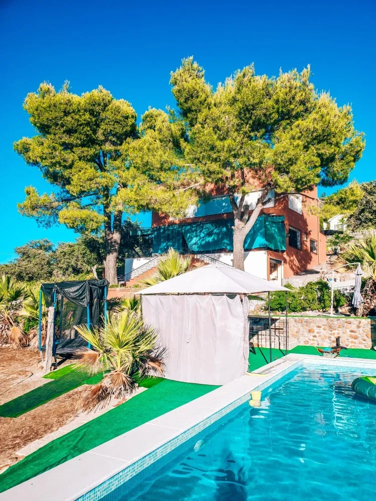 Imagen de piscina privada