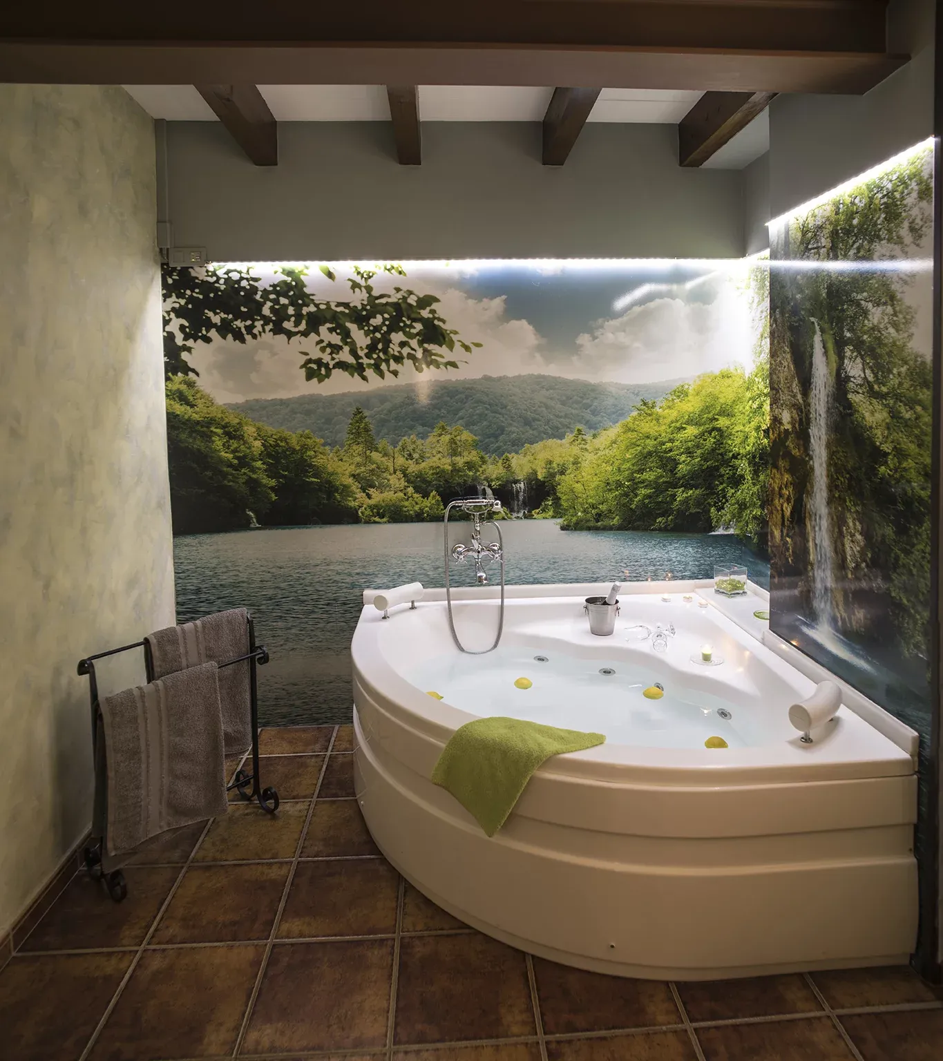 Imagen de Jacuzzi vallet