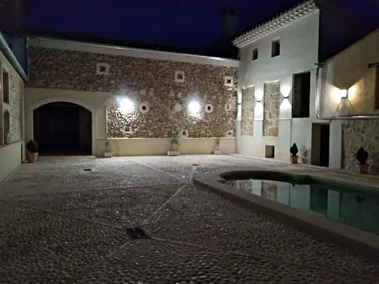 Imagen de La Noche en la Piscina
