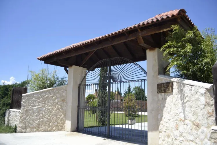 Imagen de Entrada Exterior